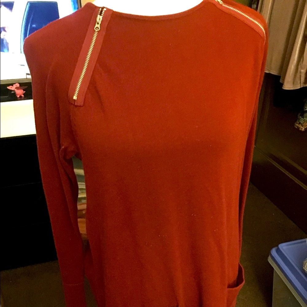 Woman’s top